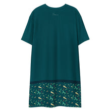 Load image into Gallery viewer, Olympia Animals T-shirt dress