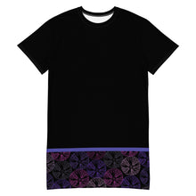 Load image into Gallery viewer, Urchins T-shirt dress