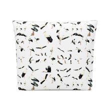 Load image into Gallery viewer, Ciconia Cotton Pouch Bag

