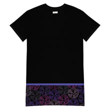 Load image into Gallery viewer, Urchins T-shirt dress
